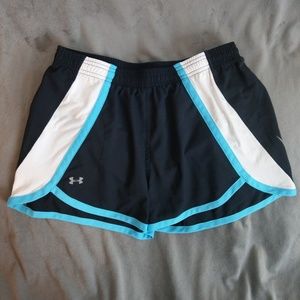 Under Armour athletic shorts black w/ white-blue